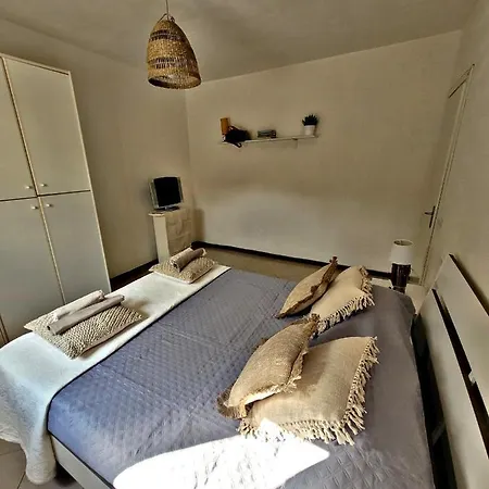 Holiday home Casa Gladioli Con Ampio Giardino Tirrenia
