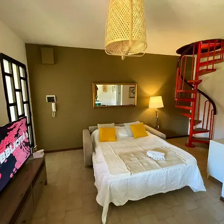 Tatil Evi Casa Gladioli Con Ampio Giardino *